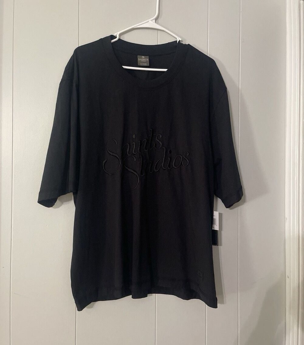 SAINTS Studio Men’s Black Embroidered Logo Crew Neck T-Shirt XL